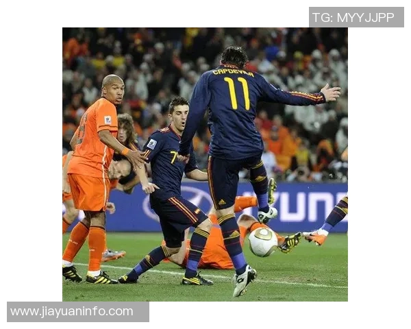 2014年世界杯经典对决荷兰与西班牙高清视频回顾与精彩瞬间分析 2014年世界杯经典对决荷兰与西班牙高清视频回顾与精彩瞬间分析