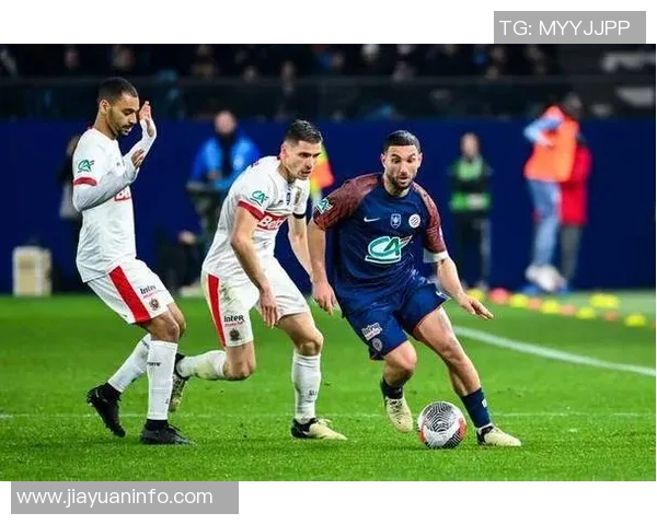 法甲精彩对决兰斯主场迎战斯特拉斯堡争夺三分荣耀